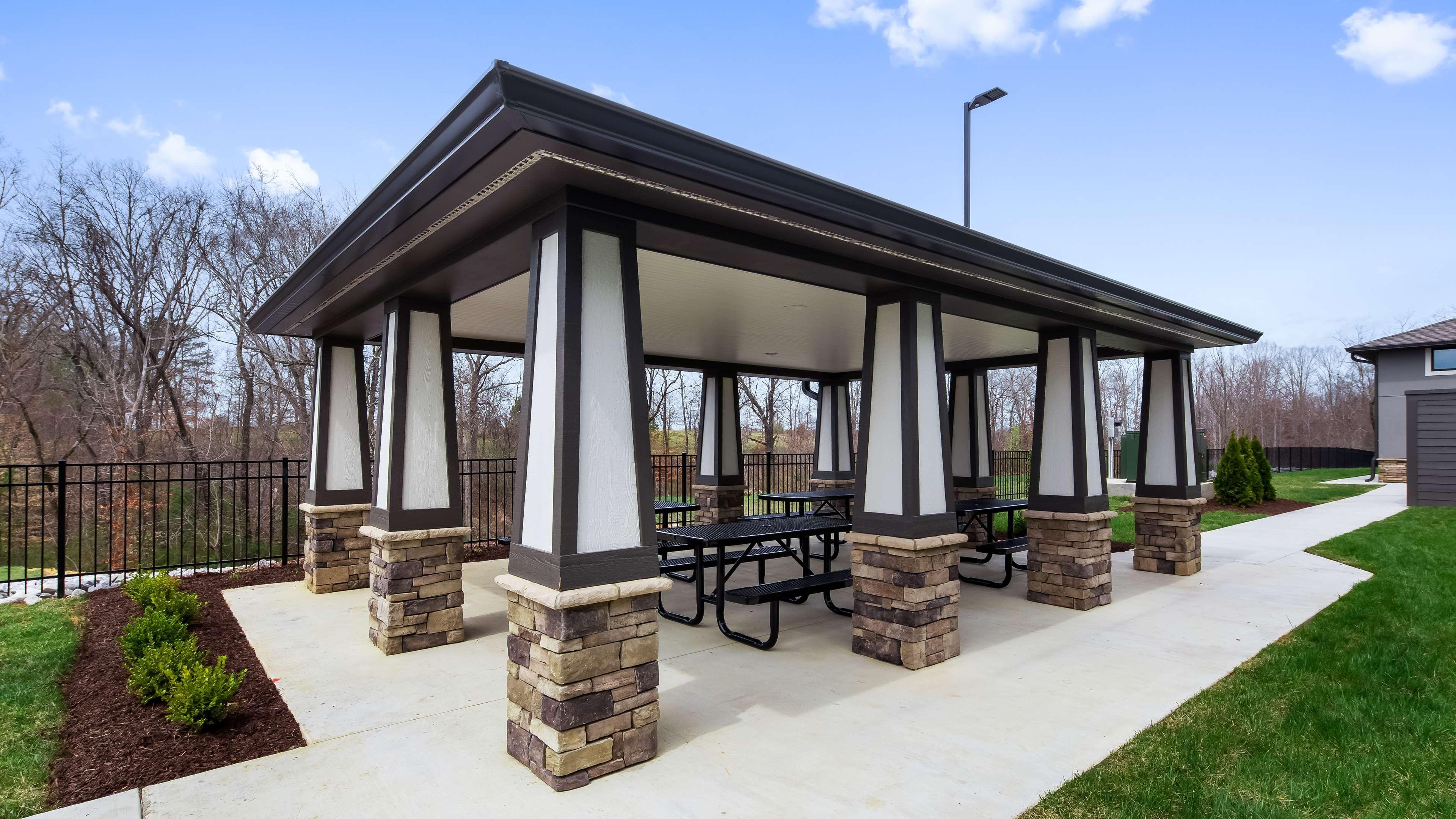 Best Western Plus Lawrenceburg Exterior photo