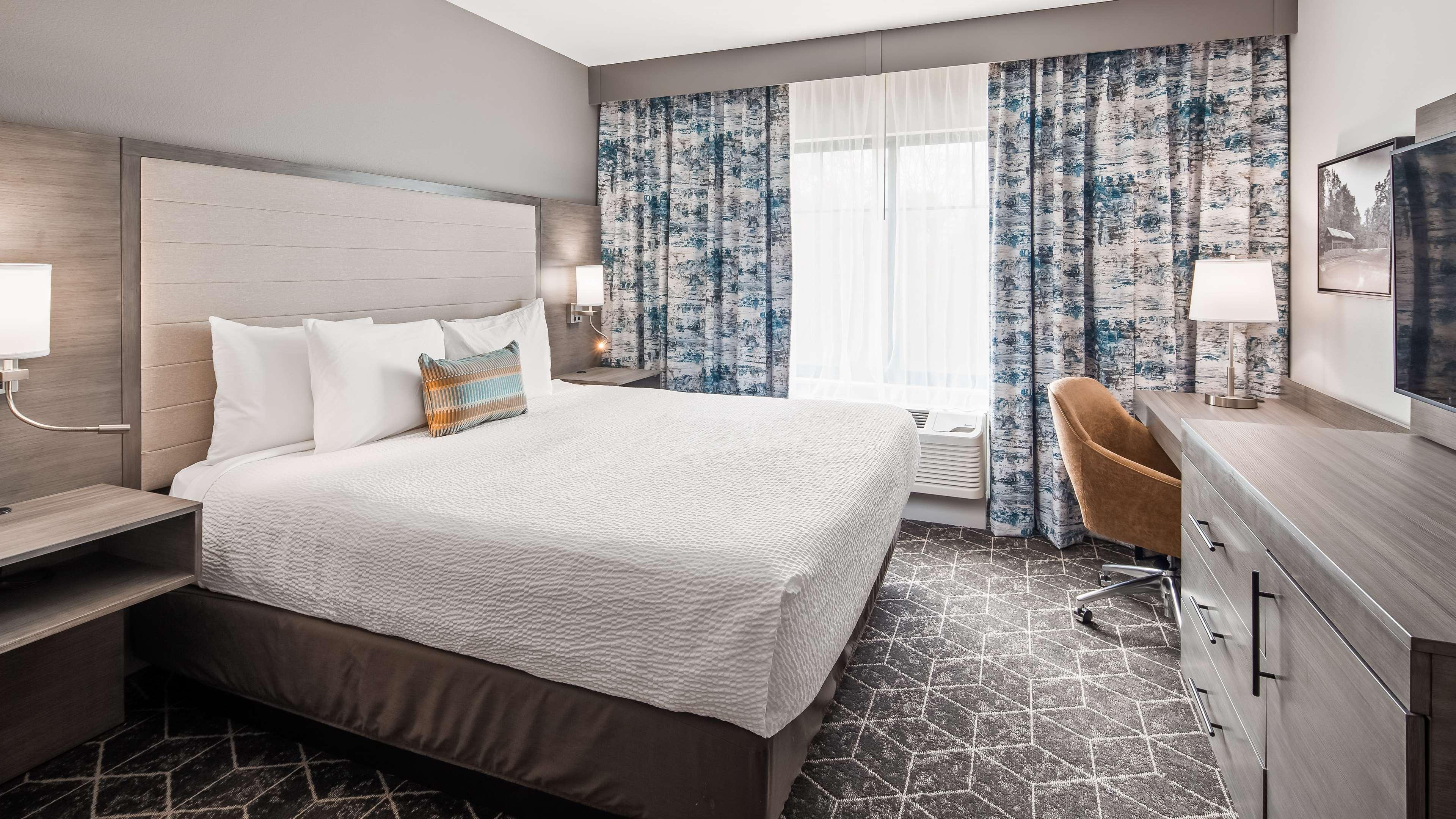 Best Western Plus Lawrenceburg Exterior photo